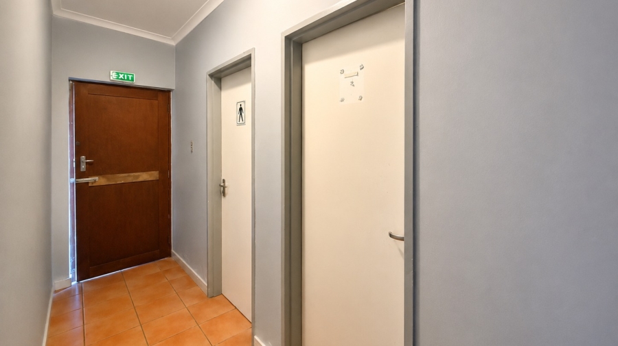 To Let Commercial Property for Rent in Fisherhaven Western Cape